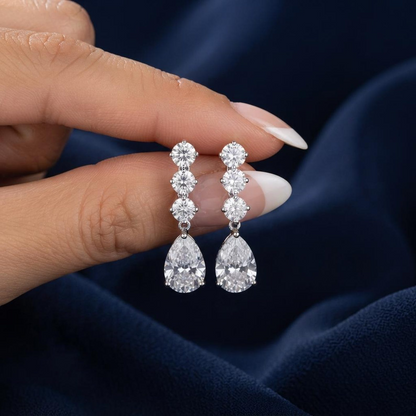 White Cubic Zirconia Pear Drop Jewelry Set